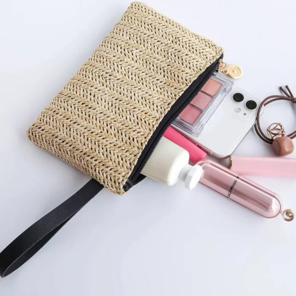 ❣️LAST ONE❣️🏝NWT Straw Beach Wristlet with Zipper Closure - Picture 3 of 6
